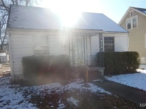 1604 N Church St, Belleville, IL 62221