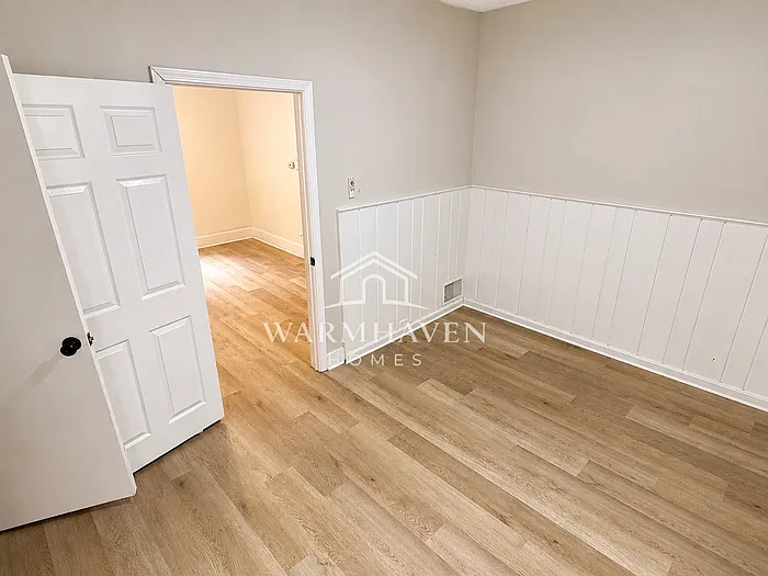212 Gale St — Photo 7