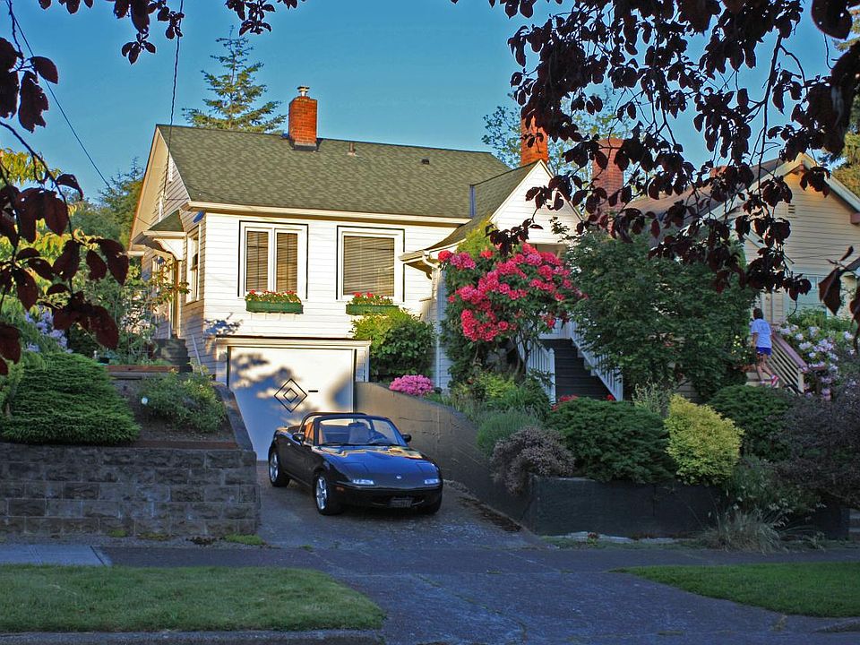 Street View -- 7032 Earl Ave NW Seattle