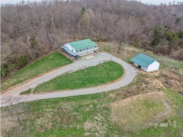 2988 Smokey Row Rd, Patriot, OH 45658