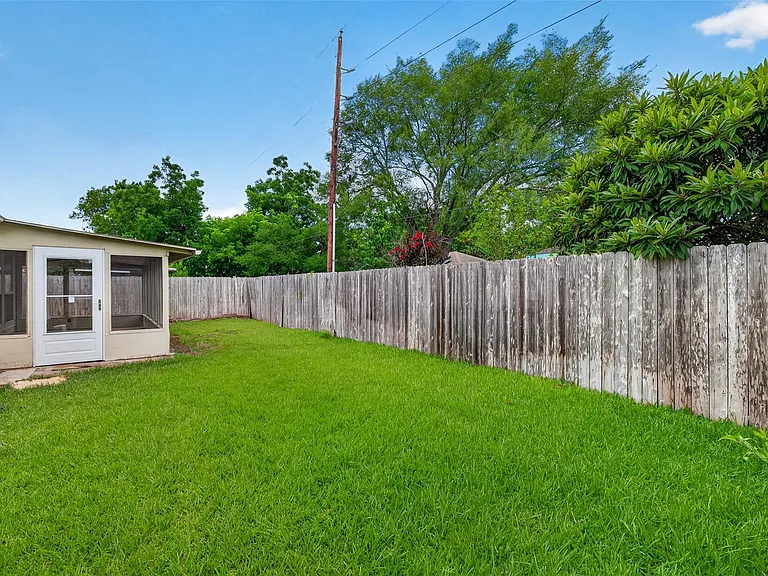 16514 Camino Del Sol Dr — Photo 39