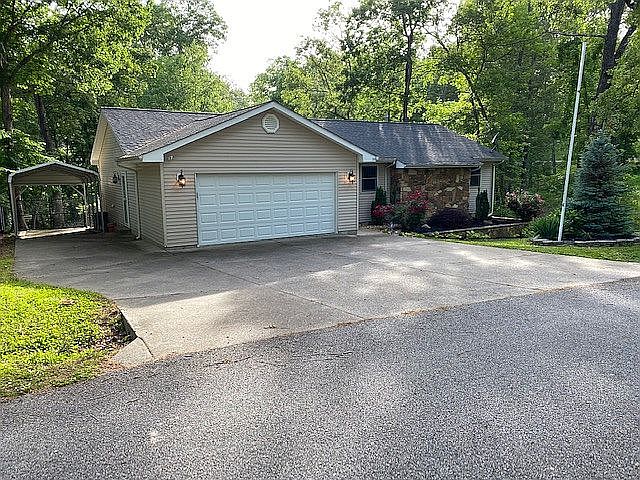 1st image of 144 Concord Dr