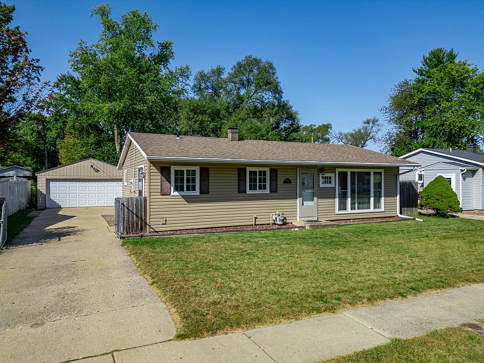 1st image of 7902 Scott Ln