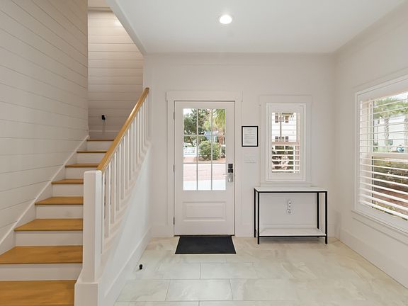 4th image of 26 Blue Coast Ct