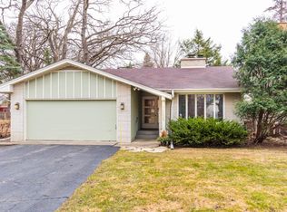 7065 Oak Grove Blvd, Richfield, MN 55423