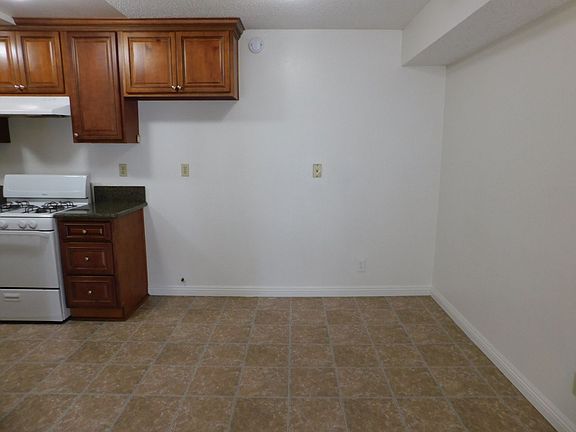 5th image of 8021 4th St APT 301