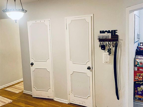 3rd image of 19 Abeel Street #3J