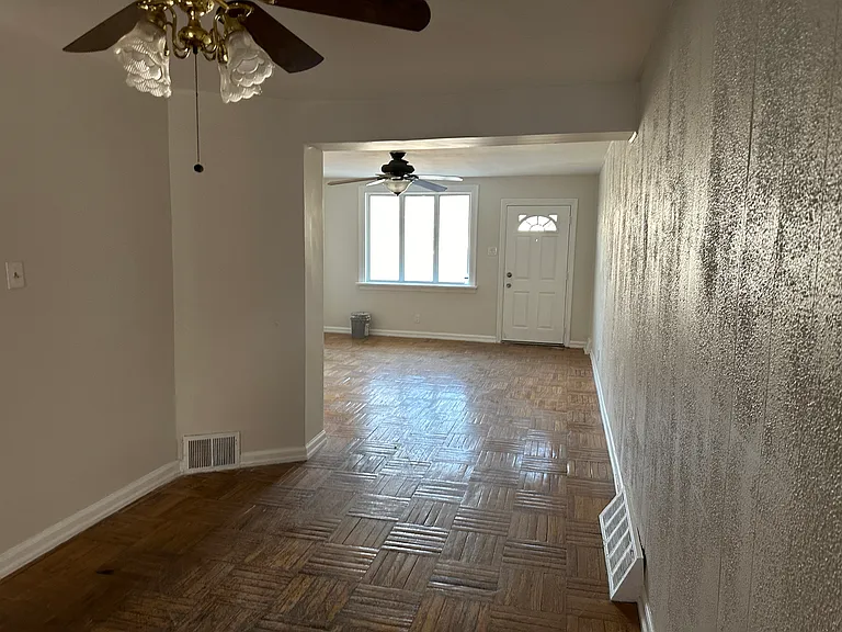 2132 Stevens St — Photo 11