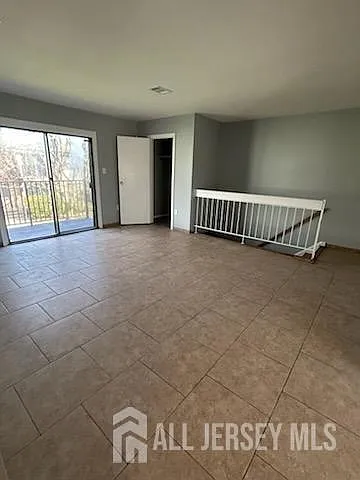 212 N Oaks Blvd — Photo 7