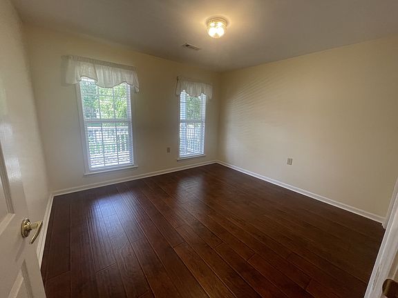 4th image of 1301 Crofton Park Ct