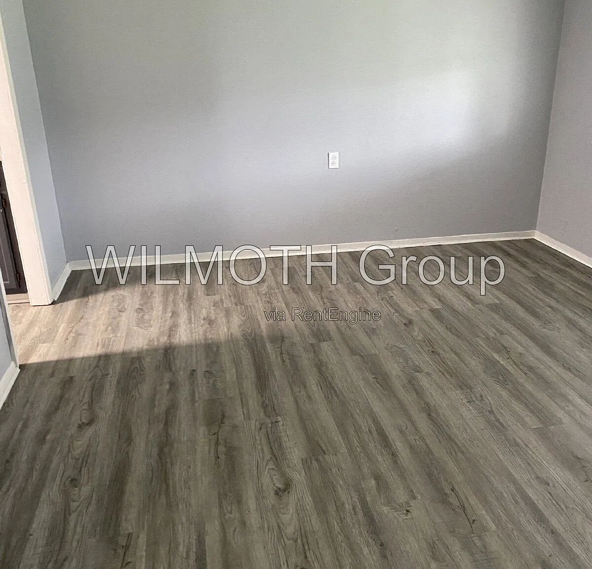 4 bed, 1.0 bath, 1000 sqft, $1,595 — Photo 4