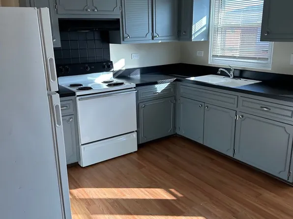 9457 Maple LLC, 9457 Maple Dr #3A, Des Plaines, IL 60018