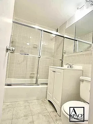 Rented by A Space Realty NY LLC | media 8