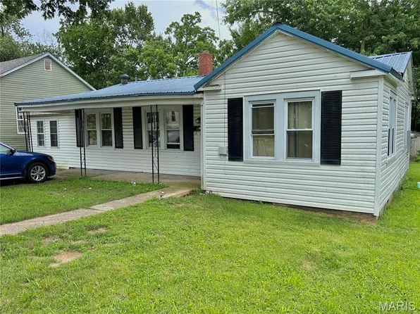 905 E 1st St, Salem, MO 65560