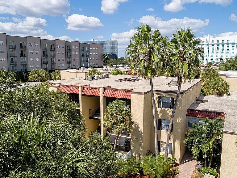 5304 W Kennedy Blvd #207 — Photo 8