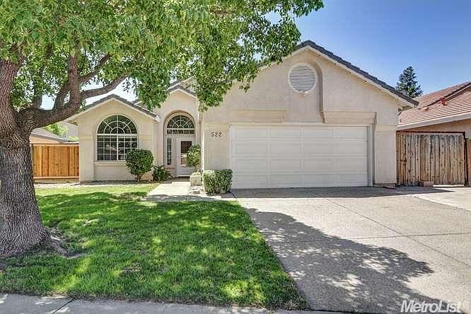 2nd image of 522 Cecelio Way