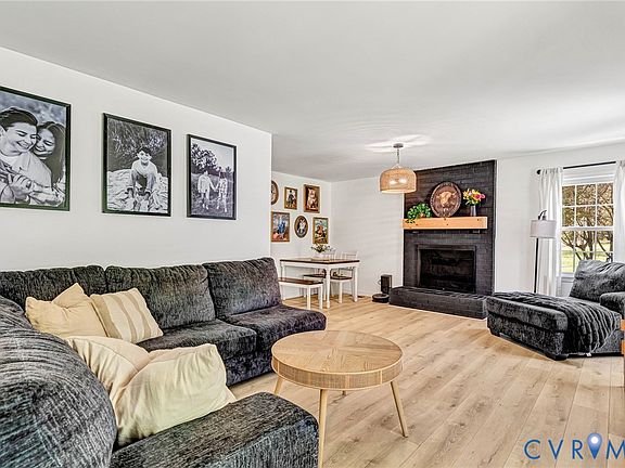 5th image of 9041 Beach Rd