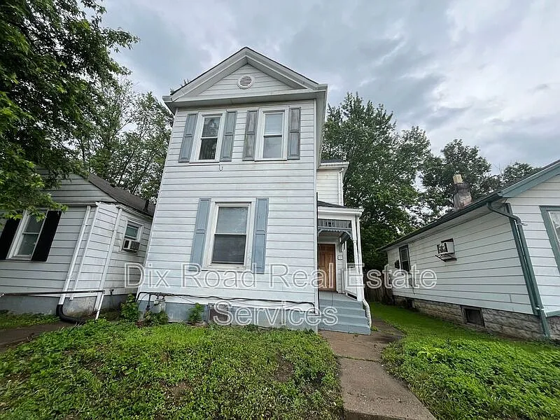 976 Shuler Ave photo 1