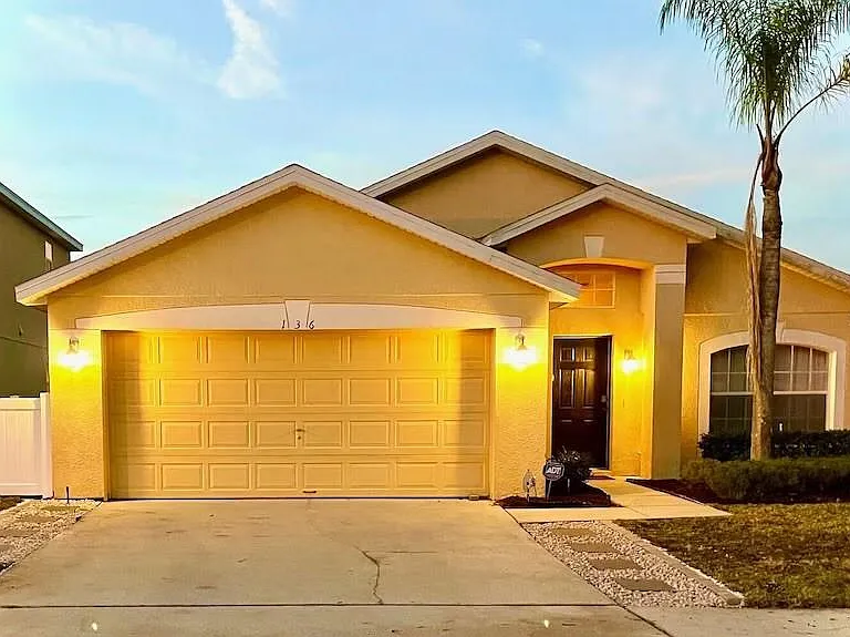 136 Starbird Ct — Photo 1