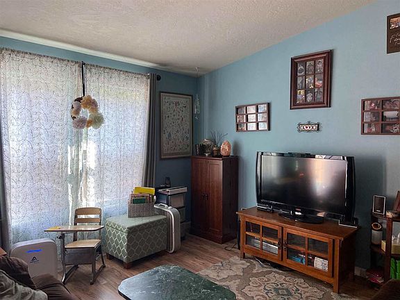 4th image of 300 Bella Vista Dr