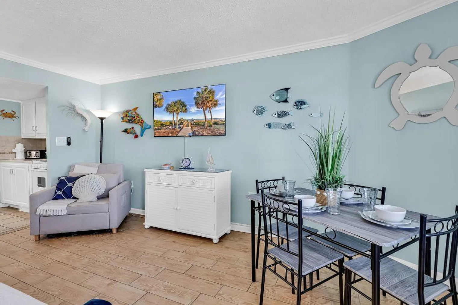 1 bed, 1.0 bath, 473 sqft, $2,652 — Photo 2