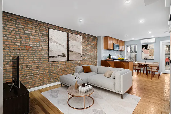 Rented by SERHANT. | media 1