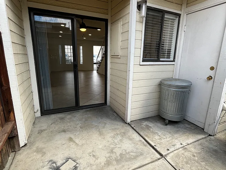 1216 E La Palma Ave — Photo 11