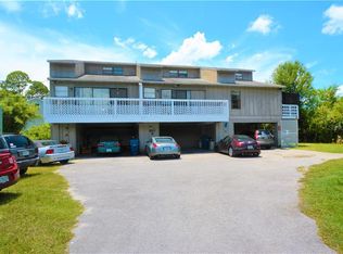 307 Avery Ave, Crystal Beach, FL 34681