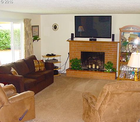 5th image of 11715 NE Major St