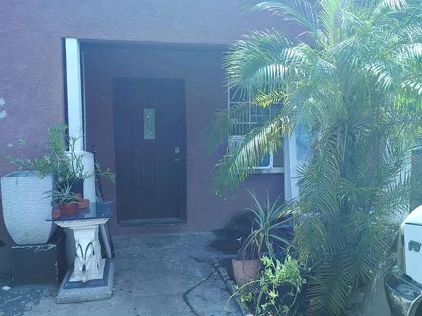 7023 Sandhurst Dr, Tampa, FL 33619