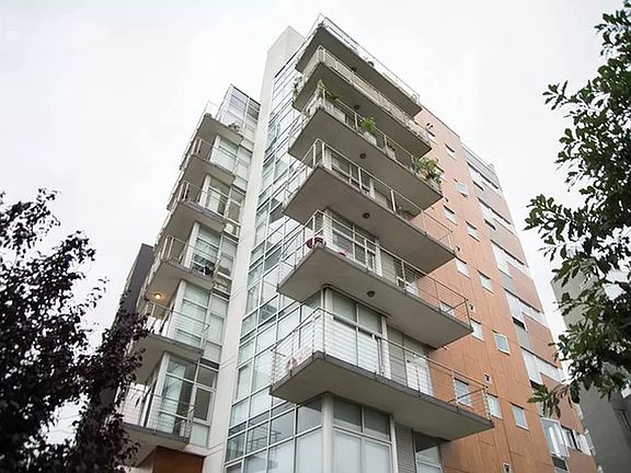 5th image of 297 Driggs Ave APT 2B