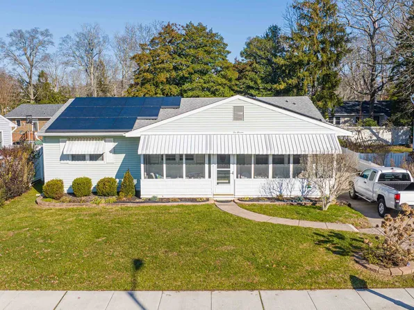 211 Roseann Ave, Cape May, NJ 08204