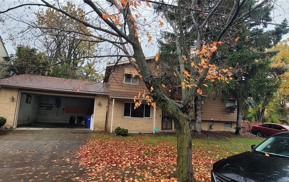 1st image of 11011 Parkedge Dr