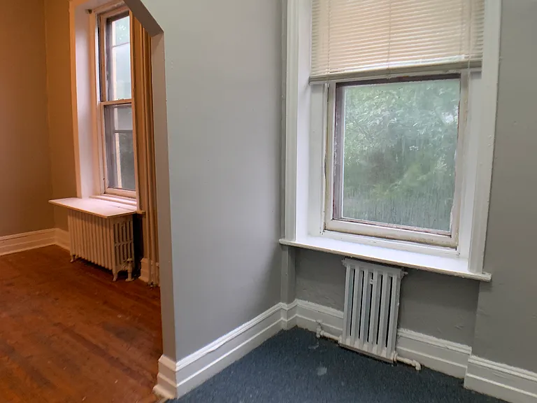 405 S 40th St #2F — Photo 6