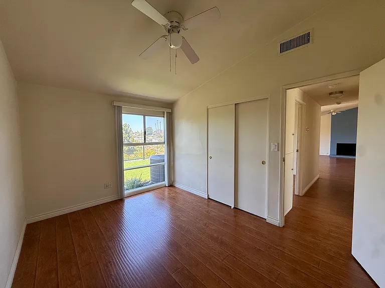 9158 Rebecca Ave — Photo 13