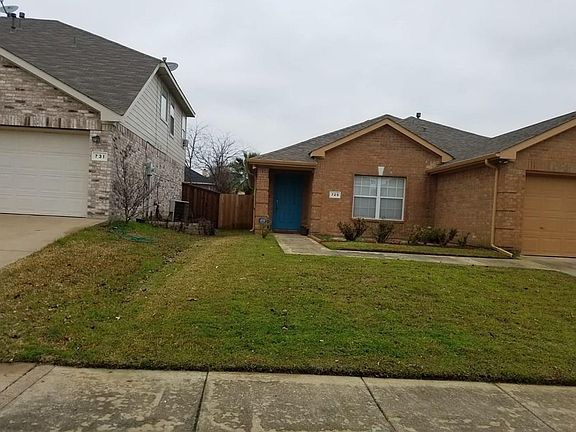 2nd image of 729 Parkford Ln