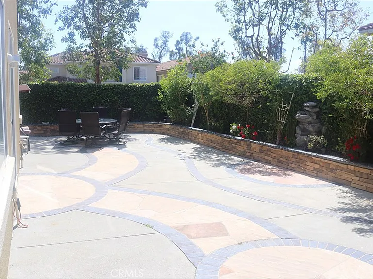 21 Foxcrest — Photo 15