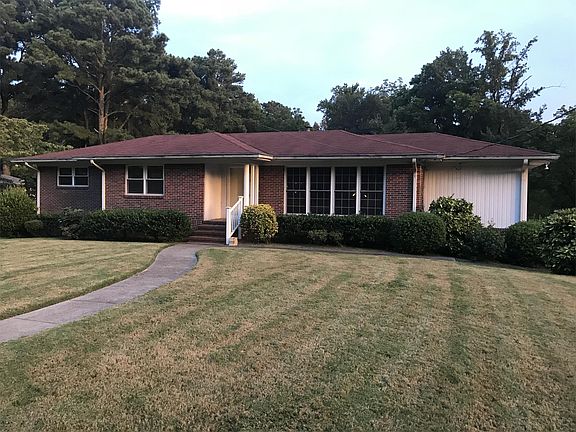 2nd image of 2124 Pioneer Dr