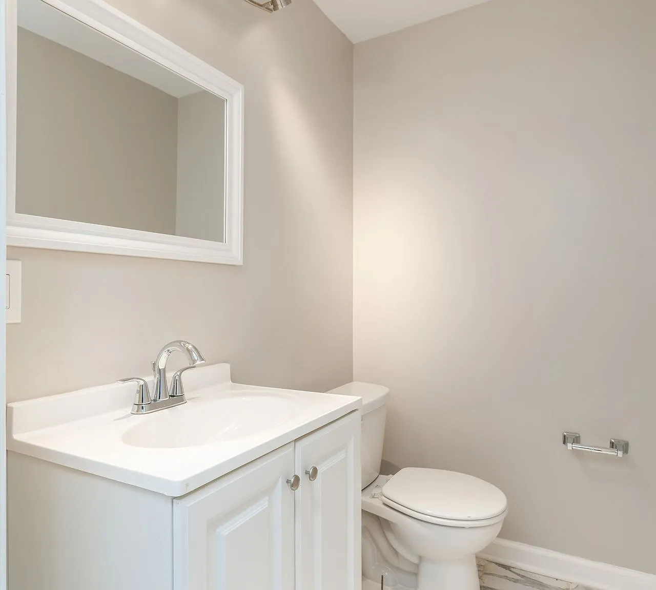 1420 Cambridge St — Photo 2