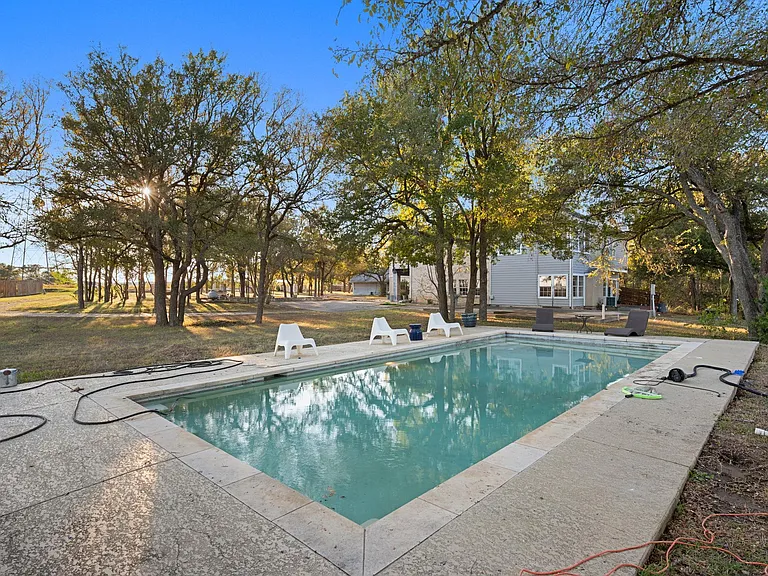 158 Uriah Dr — Photo 31