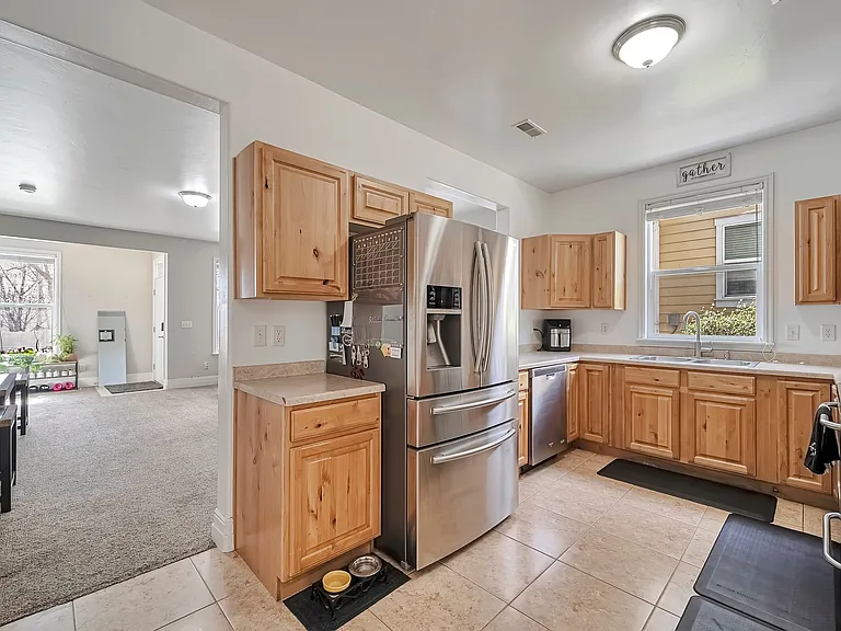 4911 W Calton Ln — Photo 5