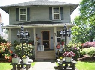 919 Front St, Lynden, WA 98264