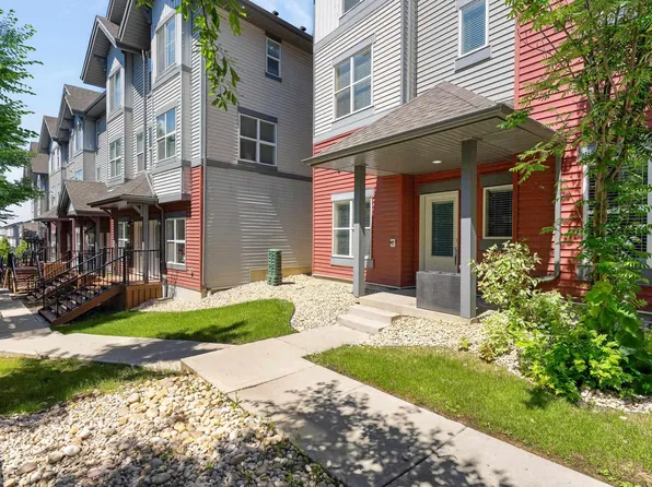 655 Watt Blvd SW #24, Edmonton, AB T6X 0Y2