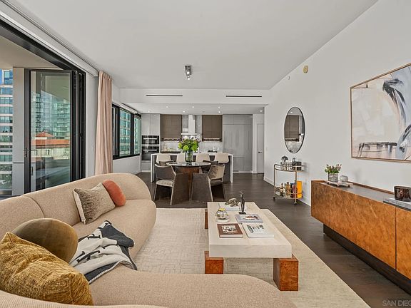 2nd image of 2604 5th Ave #601