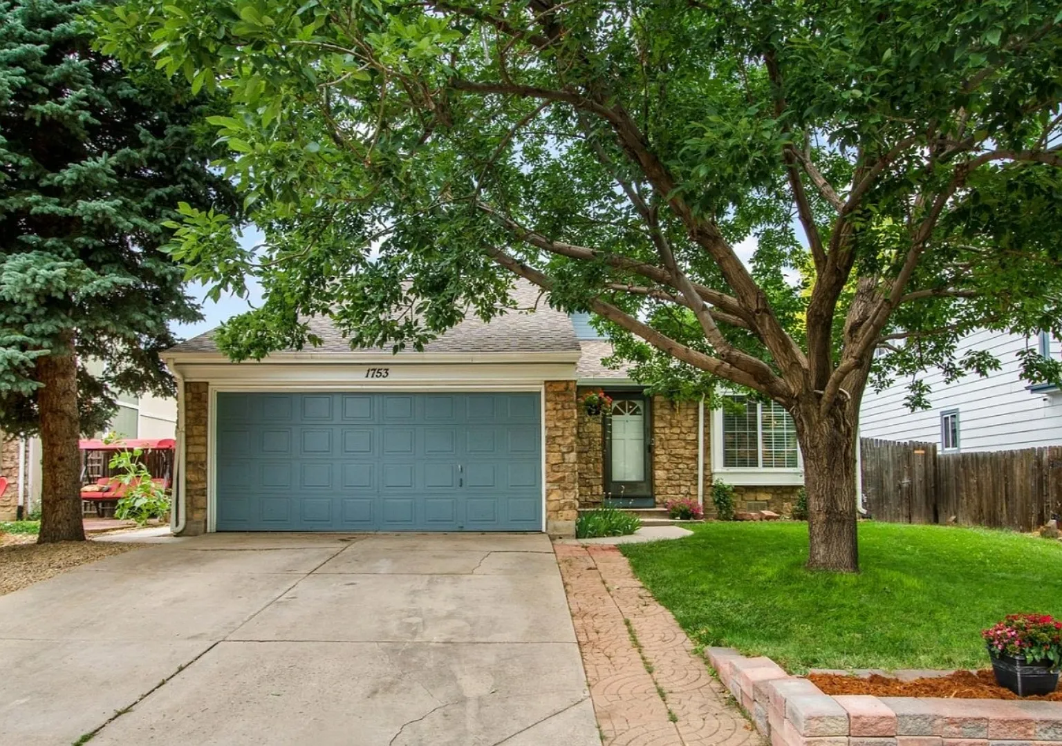 Tulip St, Longmont — Photo 1
