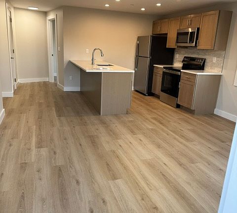 5th image of 6955 Main Rd #3