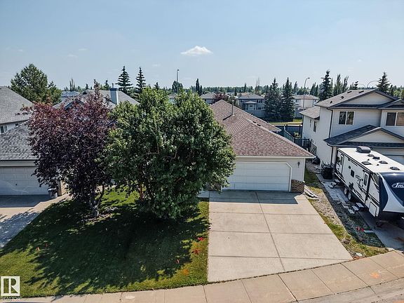 2nd image of 189 Forrest Dr