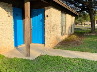 100 Norwood Dr #B, Georgetown, TX 78628