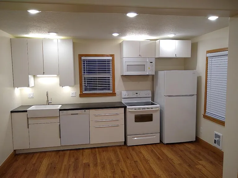 2921 Lincoln Way #2 — Photo 7
