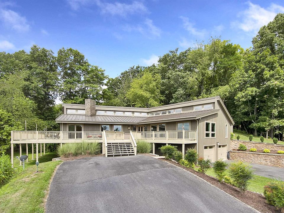 1st image of 4461 Waterfront Farms Dr